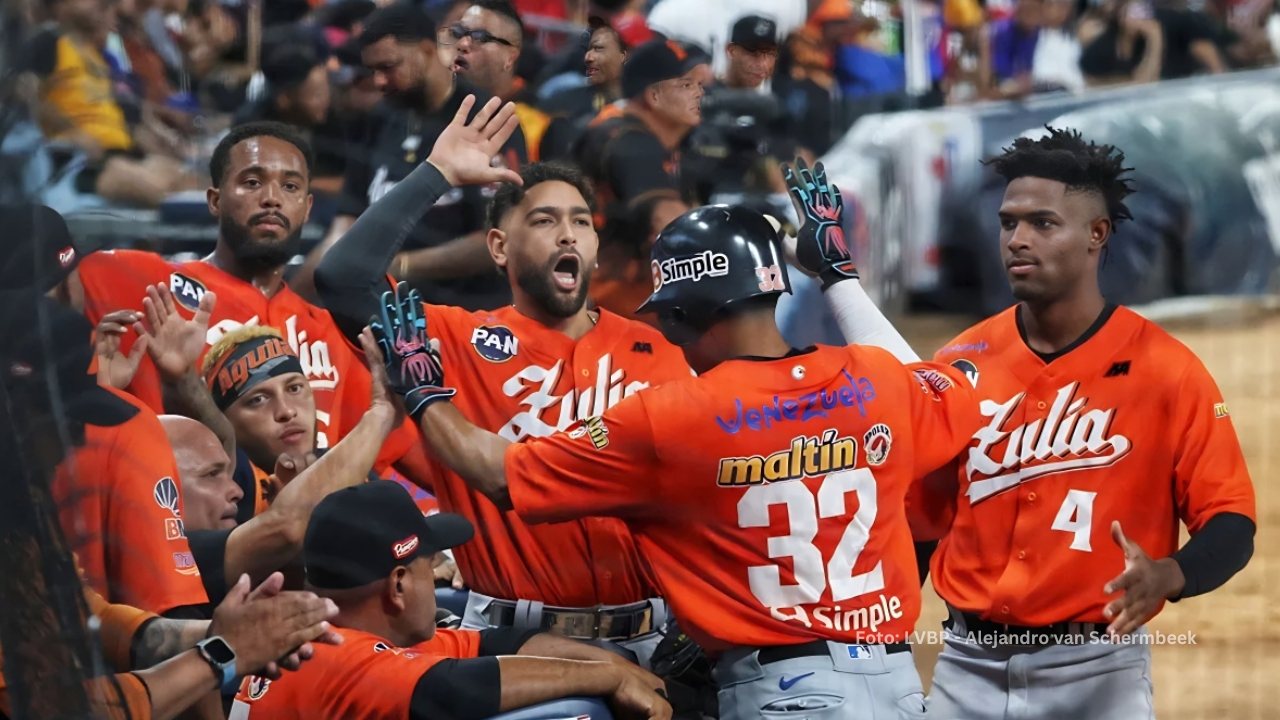 Round Robin LVBP 2024-25 vuelve a la acción: tabla y calendario 2da semana Jugadores de Águilas del Zulia celebrando