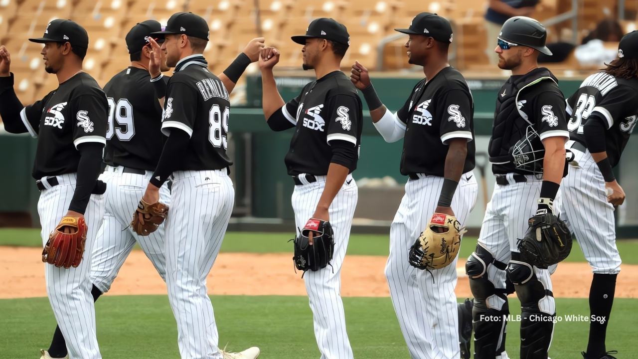 3 managers latinos entre Cuerpo Técnico de Chicago White Sox para MLB 2025 Jugadores de Chicago White Sox en el Spring Training