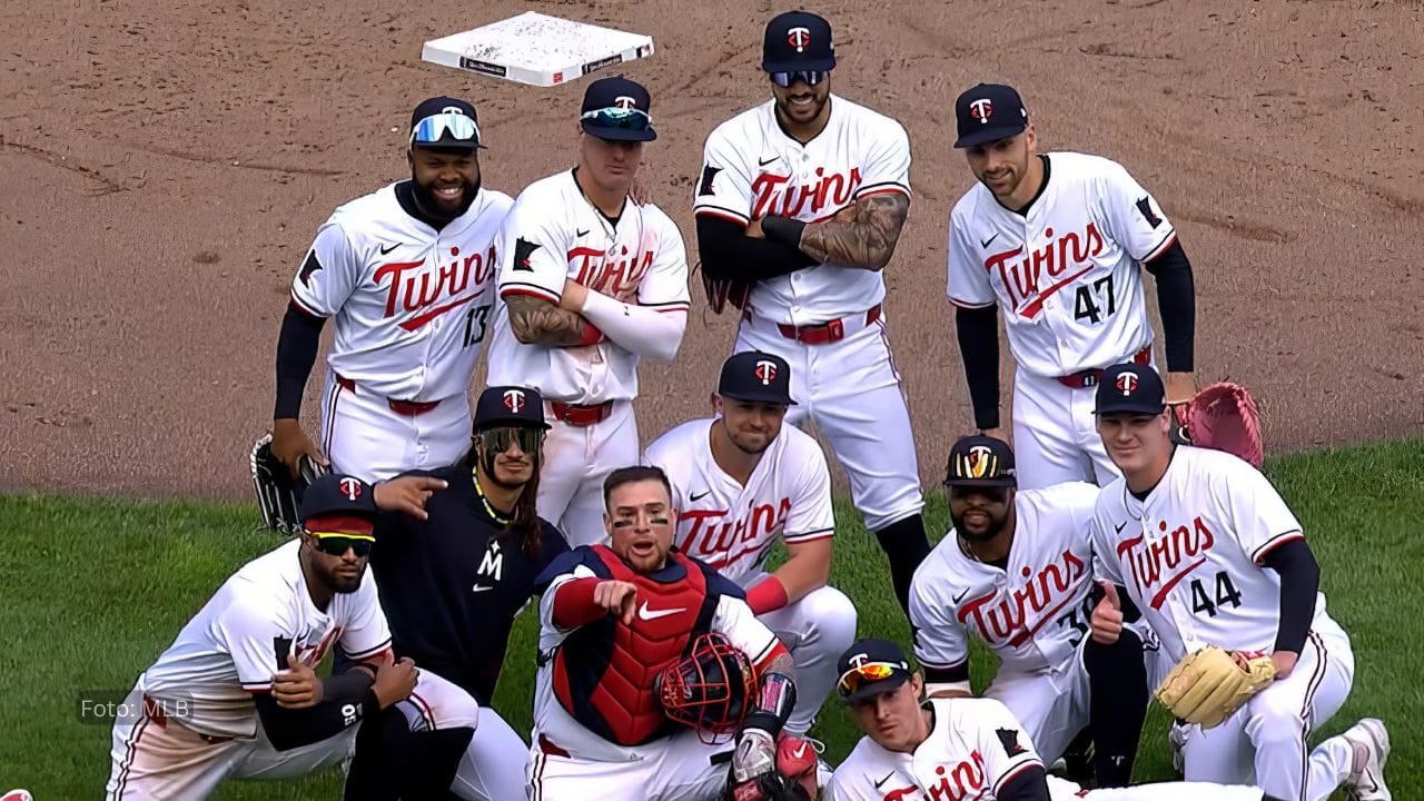 Venezolano Ehire Adrianza firma contrato en MLB con Minnesota Twins Ehire Adrianza firma contrato con Twins