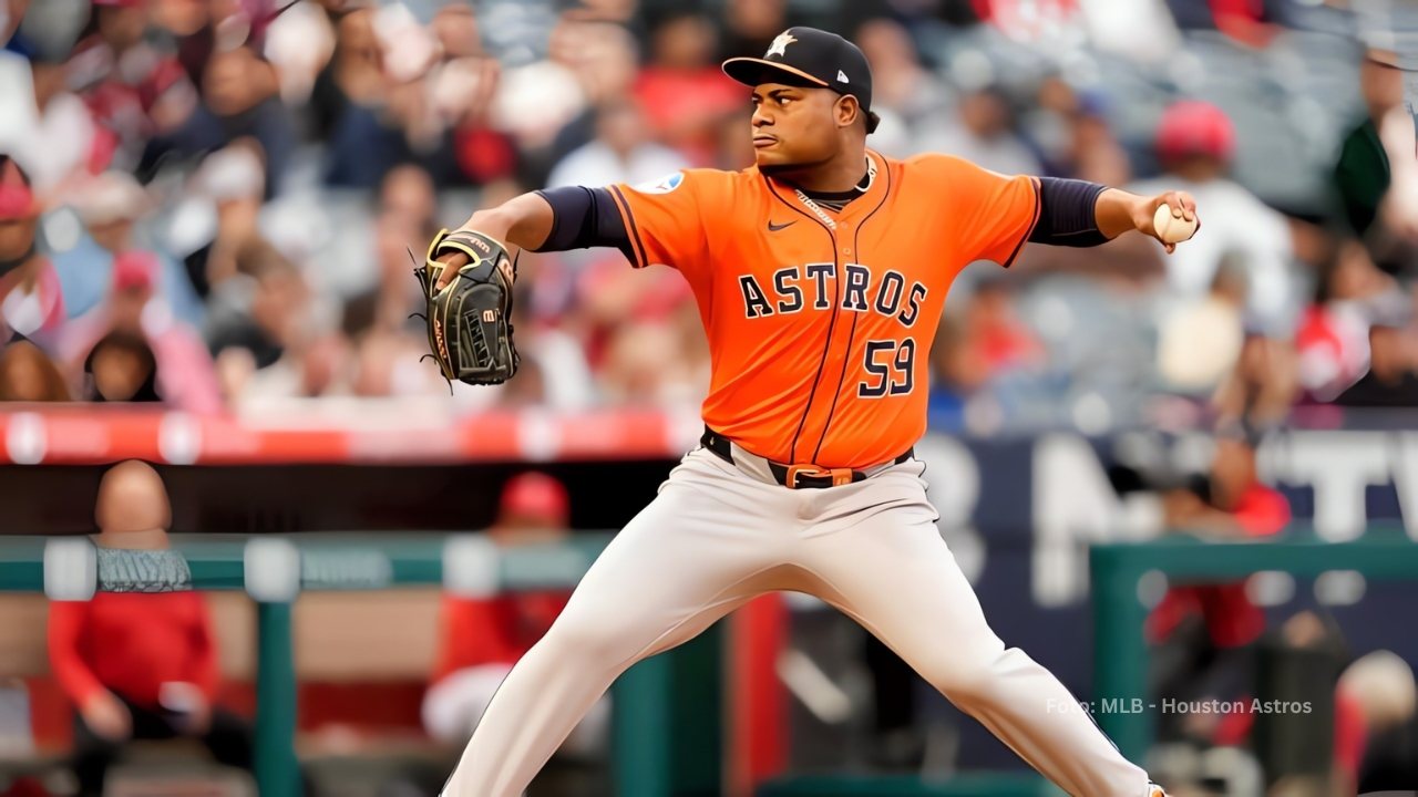Houston evita arbitraje con 8 jugadores por más de 40 millones Framber Valdez lanzando con Houston Astros