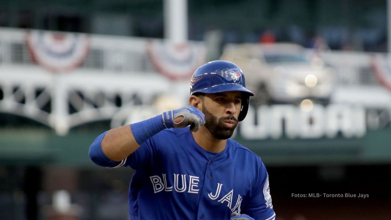 Dominicano José Bautista supera los 100 millones tras 15 años en MLB José Bautista apenas supera los 100 millones en MLB