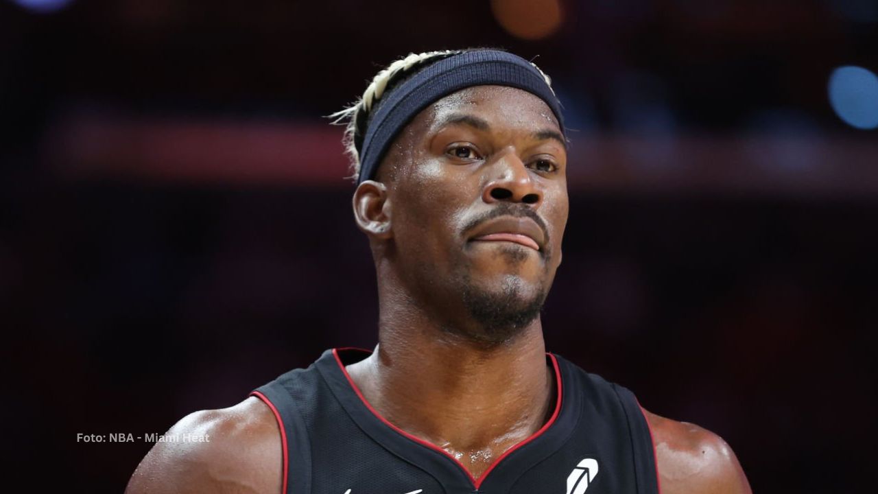 Miami Heat suspende a Jimmy Butler en NBA 2024-25 Miami Heat planea suspender a Jimmy Butler por pérdida de vuelo