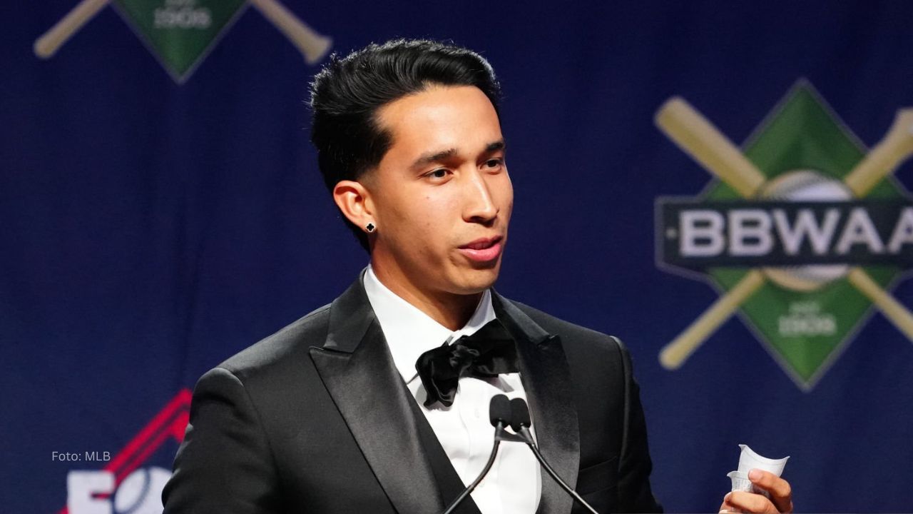Oswaldo Cabrera recibe emotivo galardón por parte de MLB Oswaldo Cabrera se une a Pete Alonso y Anthony Rizzo con un nuevo premio en la MLB.