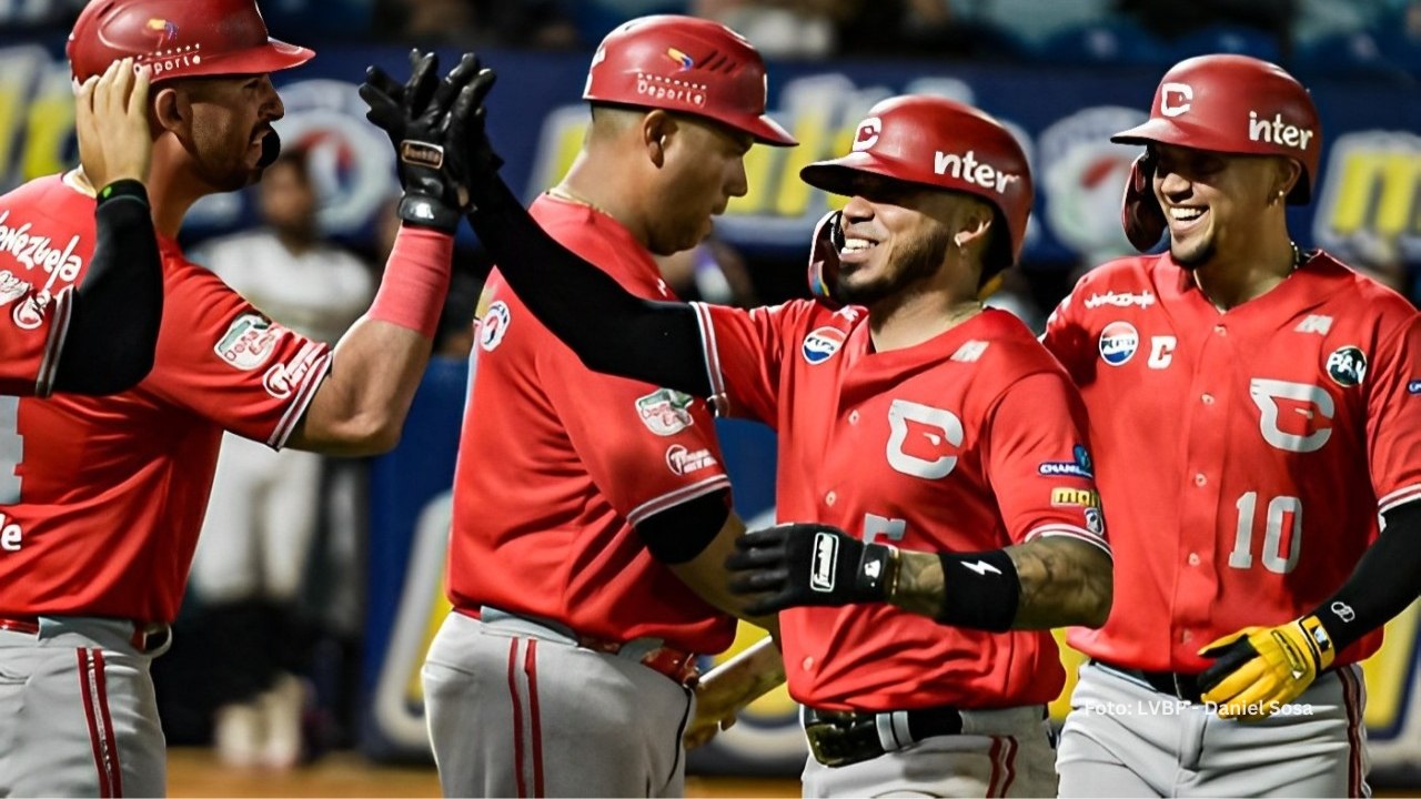 Paliza de Magallanes y Cardenales corta racha. Resumen Round Robin LVBP 2024-25 Jugadores de Cardenales de Lara celebrando un cuadrangular. LVBP