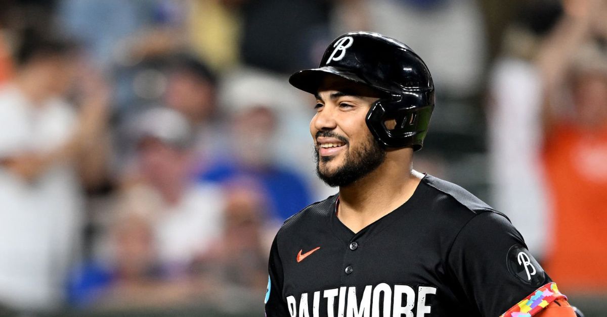 Anthony Santander recibe oferta multimillonaria de Toronto Blue Jays Anthony Santander en MLB