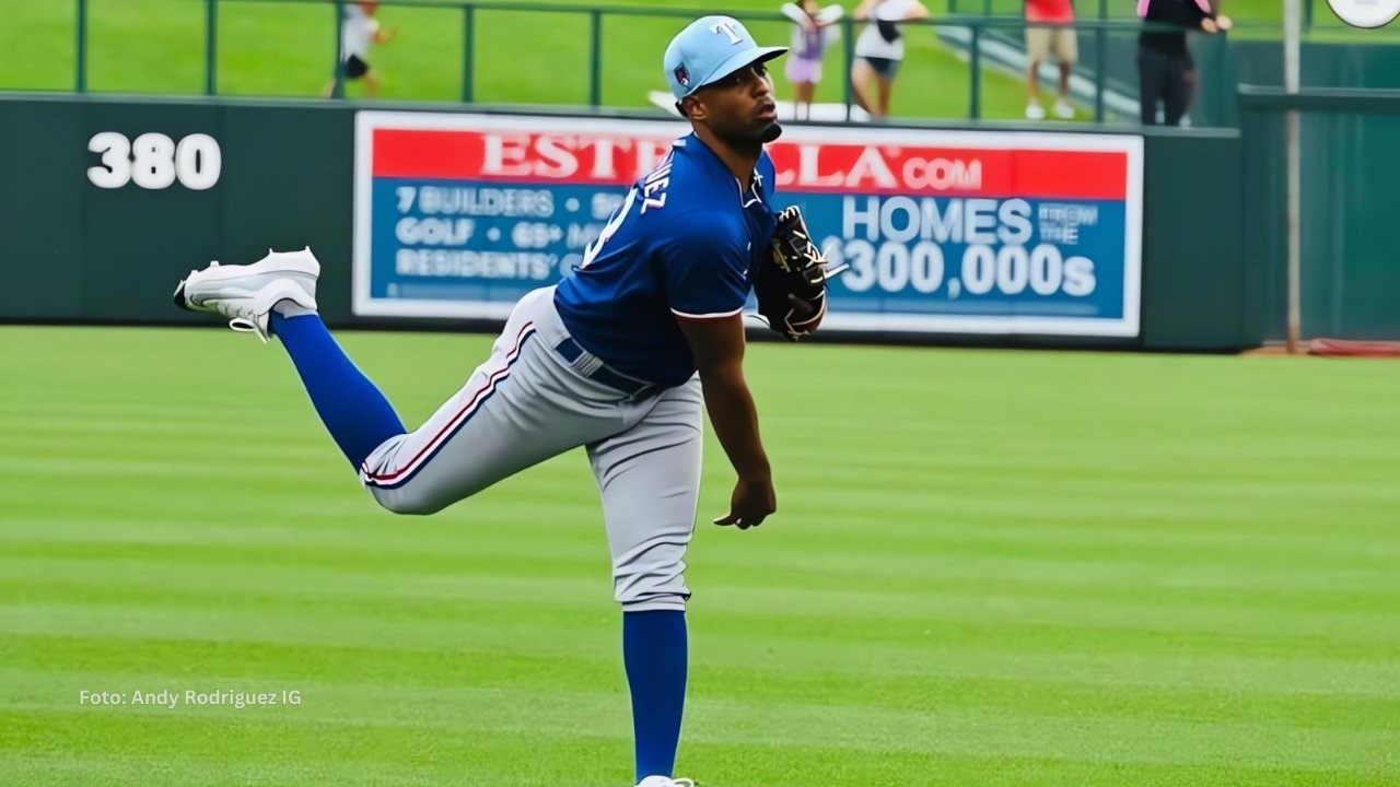 Prospectazo cubano de Texas enciende redes con su esposa Andy Rodríguez lanzando con el uniforme Texas Rangers