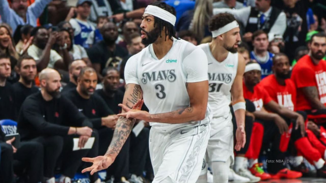 Debut histórico de Anthony Davis con Dallas Mavericks en NBA Anthony Davis debutó con Dallas Mavs