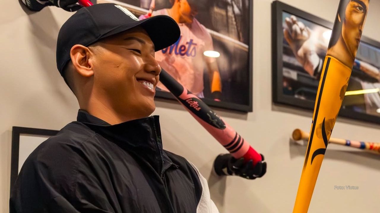 Rafael Devers se reporta a Spring Training de Boston junto a 24 jugadores más Alex Cora estuvo al frente del entrenamiento de Boston Red Sox y destacó la presencia de Rafael Devers como líder del equipo.