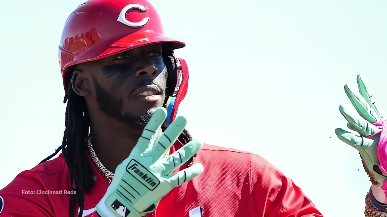 Elly De La Cruz suena jonrón en triunfo de Cincinnati Elly De La Cruz celebra batazo con Cincinnati Reds