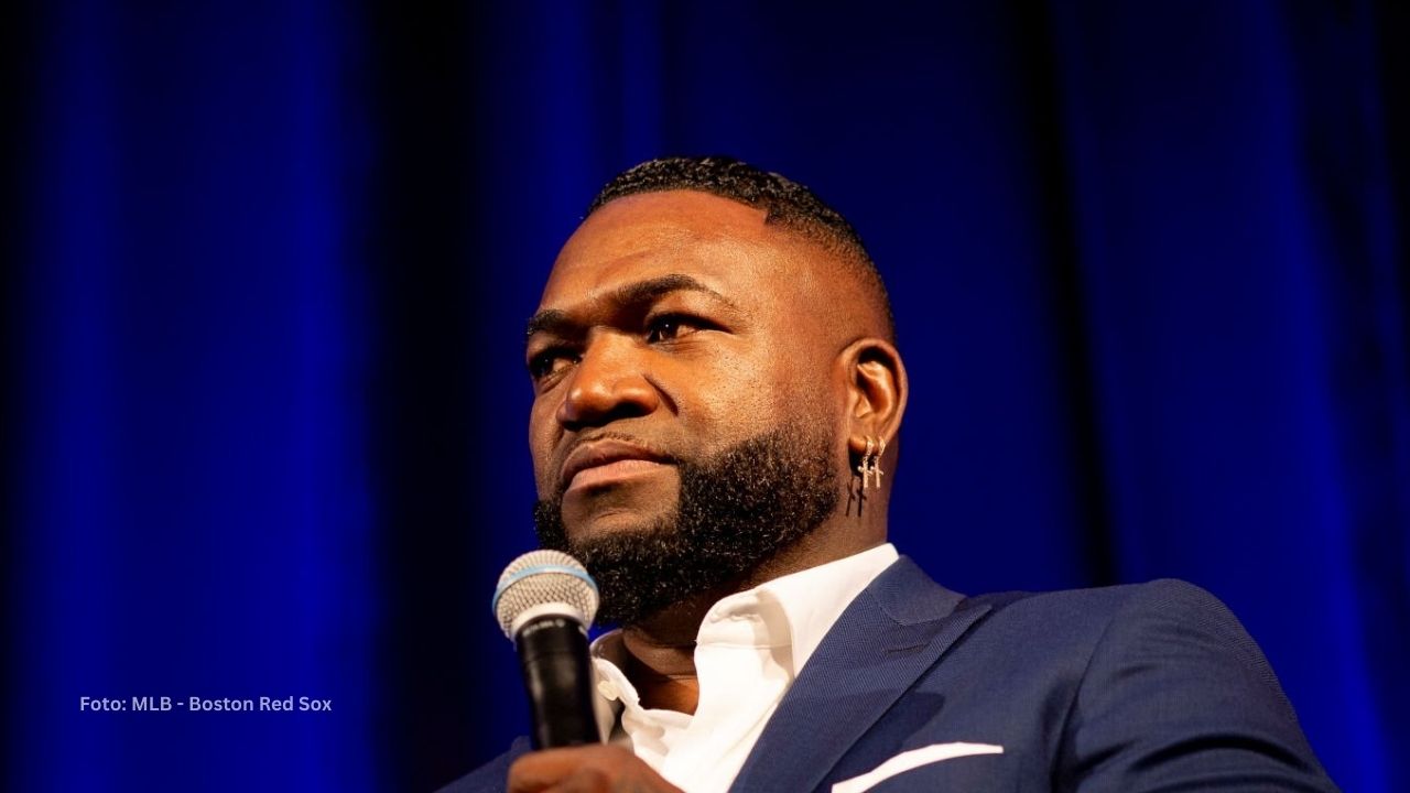 Escenas legendarias: Batazo de David Ortiz a Jonder Martínez Escenas legendarias: Batazo de David Ortiz a Jonder Martínez