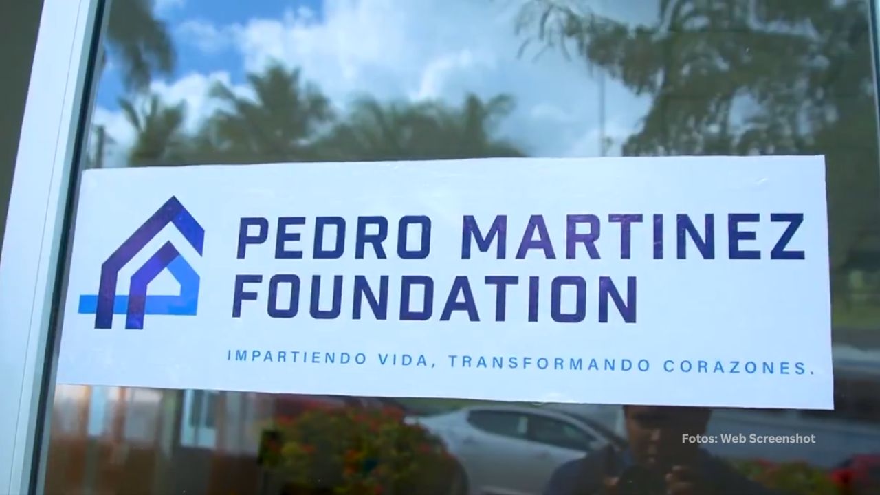 Fundación de Pedro Martínez avanza en construcción de complejo en Dominicana El referente dominicano Pedro Martínez expresó su entusiasmo por contribuir a la comunidad de Manoguayabo.