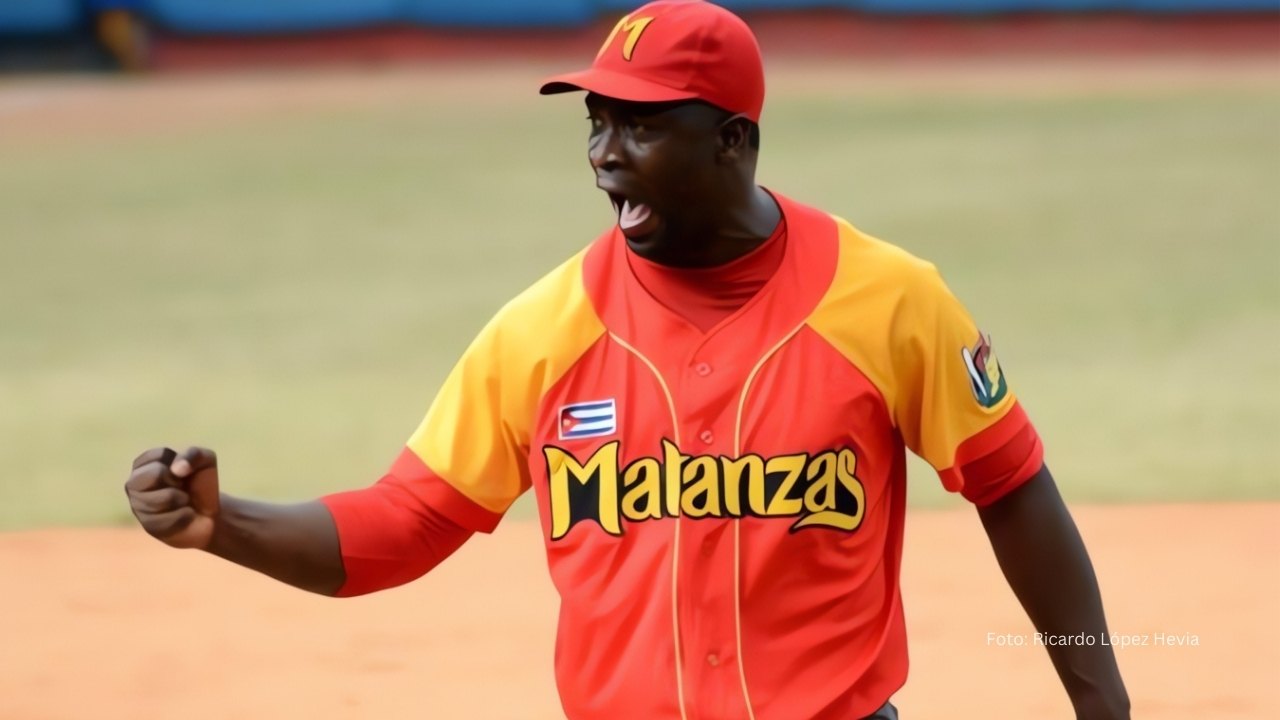 Granma elige refuerzos para Liga Élite del beisbol cubano Noelvis Entenza con el conjunto de Matanzas