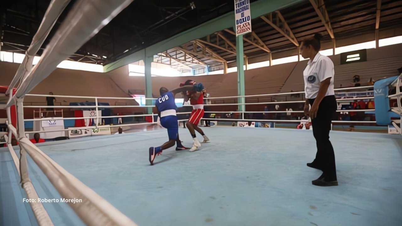 Julio César La Cruz regresa al ring, Cuba anuncia Match de Retadores Dos boxeadores en un combate en Cuba