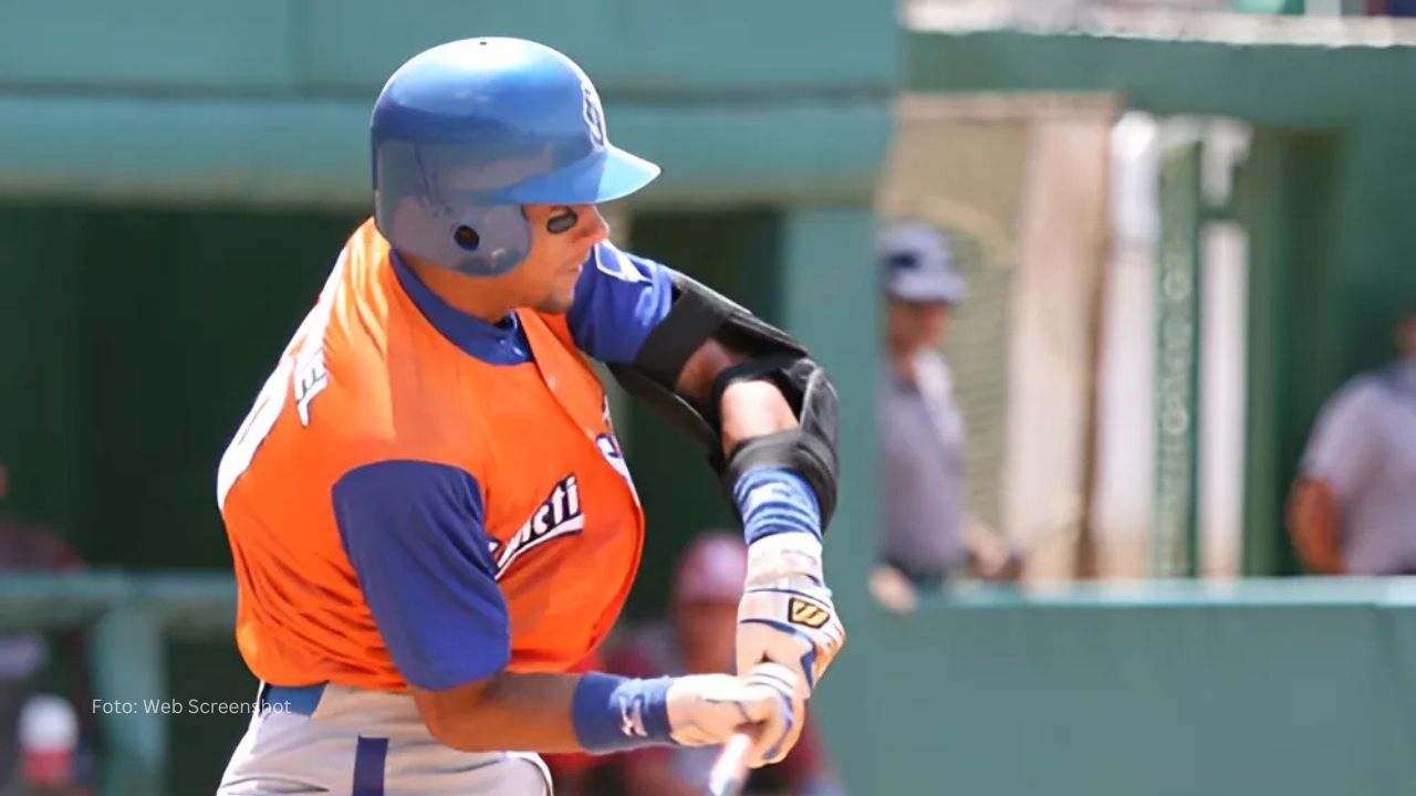 Yuli Gurriel explica ‘Maldición de Sancti Spíritus' en Serie Nacional Yuli Gurriel Sancti Spíritus Cuba