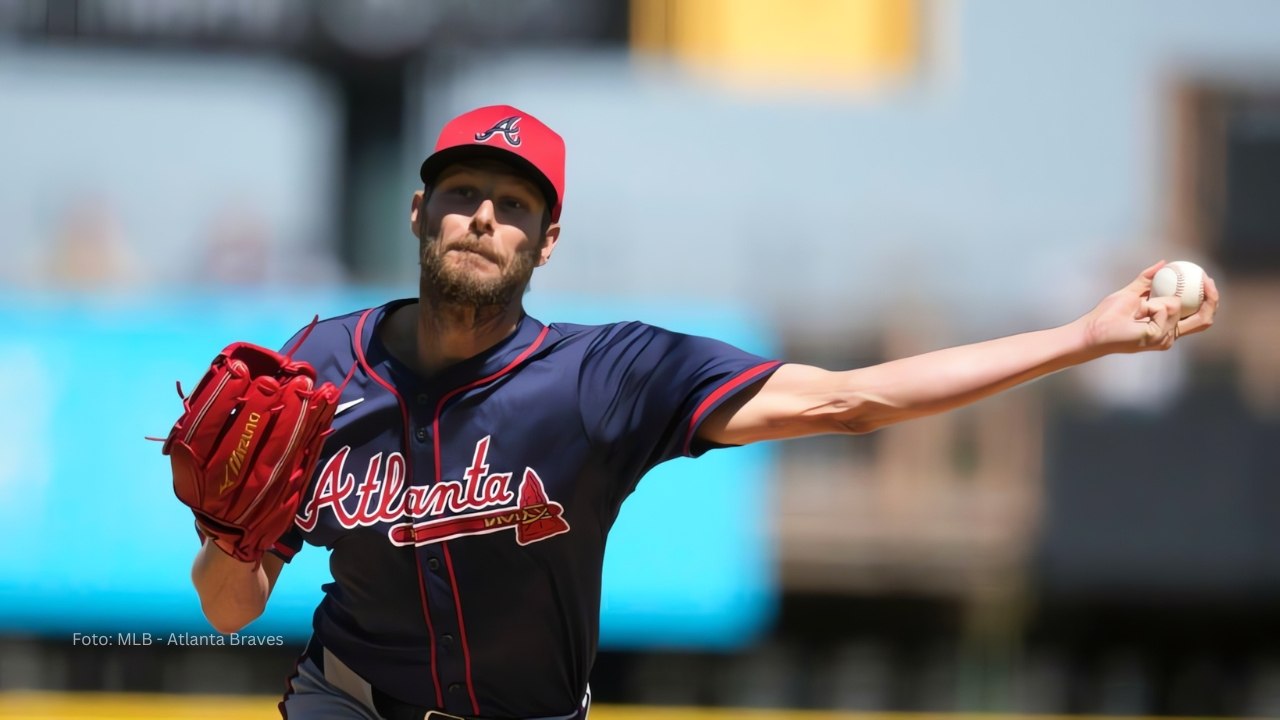Top 3 de Mejores rotaciones para MLB 2025 Chris Sale lanzando con Atlanta Braves. Mejores rotaciones MLB