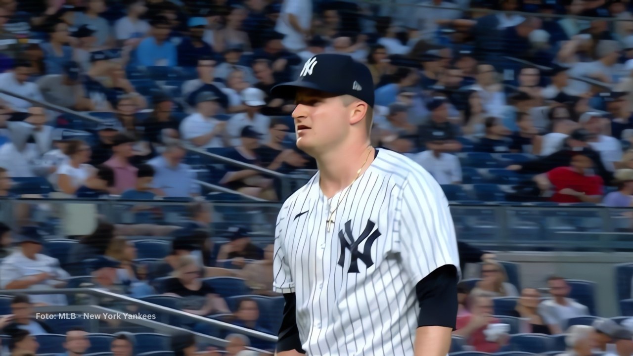 New York Yankees pierde a Clarke Schmidt para Opening Day 2025 Clarke Schmidt en la lomita con New York Yankees