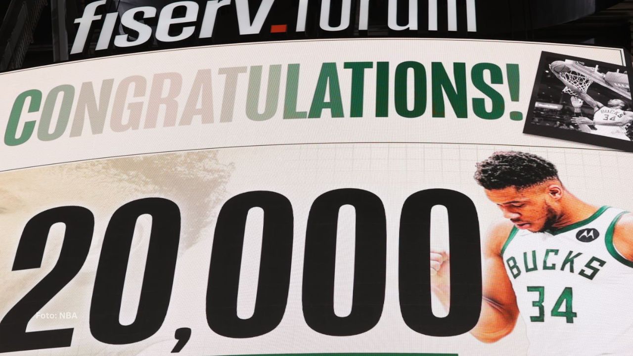 Giannis Antetokounmpo llega a los 20 mil puntos en NBA Giannis Antetokounmpo con Bucks