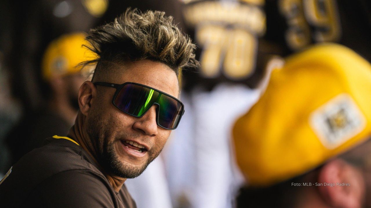 Yuli Gurriel tiene posibilidades reales de hacer roster de San Diego Padres Yuli Gurriel con San Diego Padres