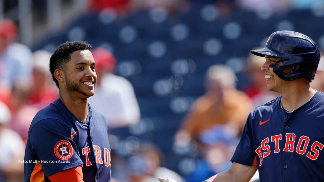 Houston doblega a Miami con Grand Slam de Jeremy Peña Jeremy Peña celebrando con Houston Astros