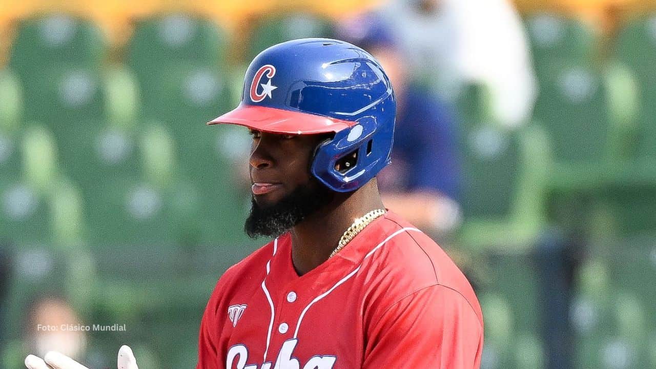 Luis Robert Jr. puso sus condiciones para poder participar con Cuba en el VI Clásico Mundial de beisbol.