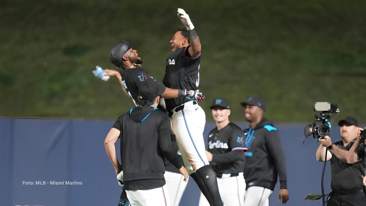 Jugadores de Miami Marlins celebrando