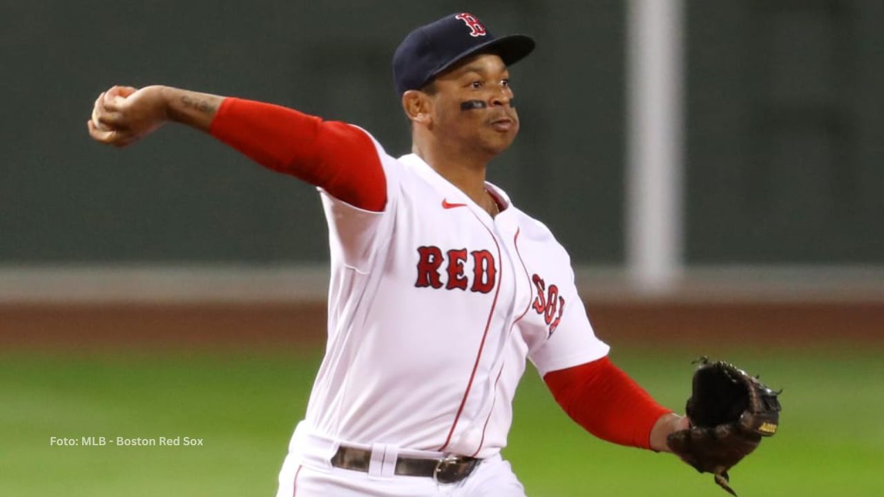 Rafael Devers no jugará 3B con Boston, asegura manager Cora Rafael Devers no jugará 3B con Boston, aun en días libres de Bregman