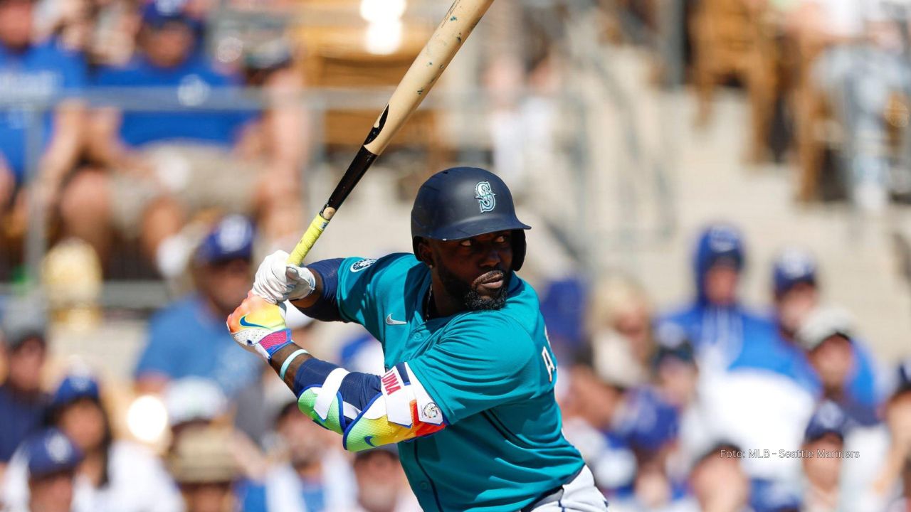 Randy Arozarena suma 2 con Seattle y roza los 300 Randy Arozarena con Seattle Mariners