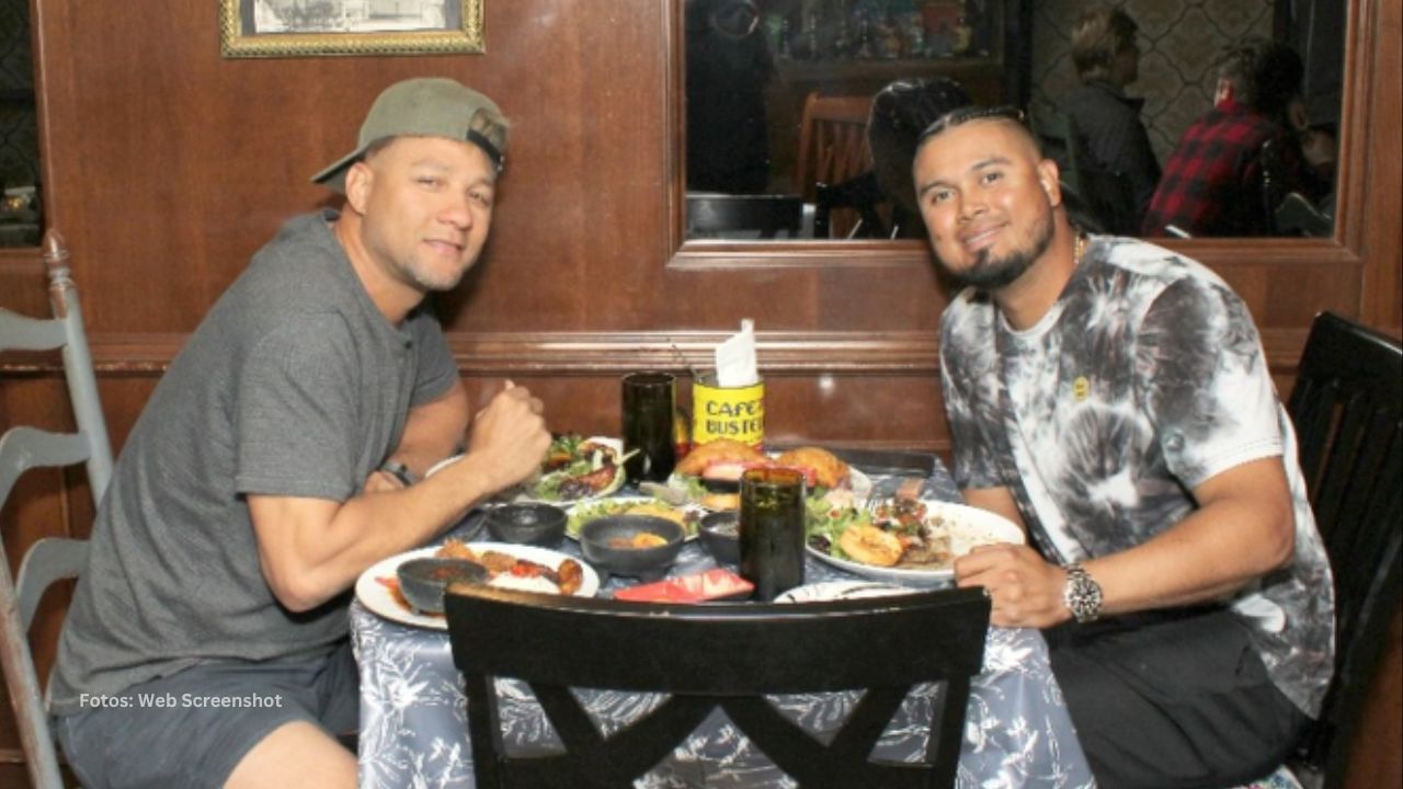 Yuli Gurriel quiso compartir con el venezolano Luis Arraez el arte culinaria de su país Cuba en un restaurant en San Diego.