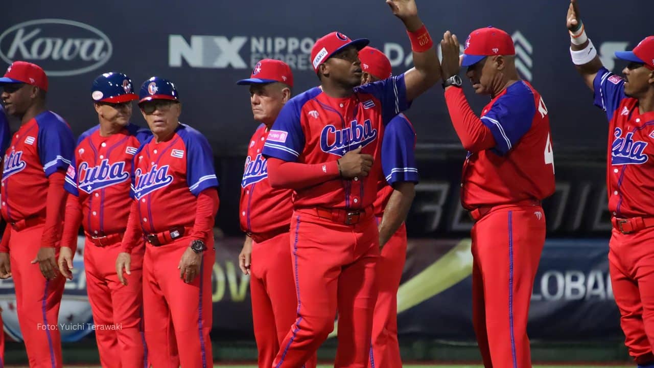 Jugadores y cuerpo técnico del equipo Cuba Clasico Mundial