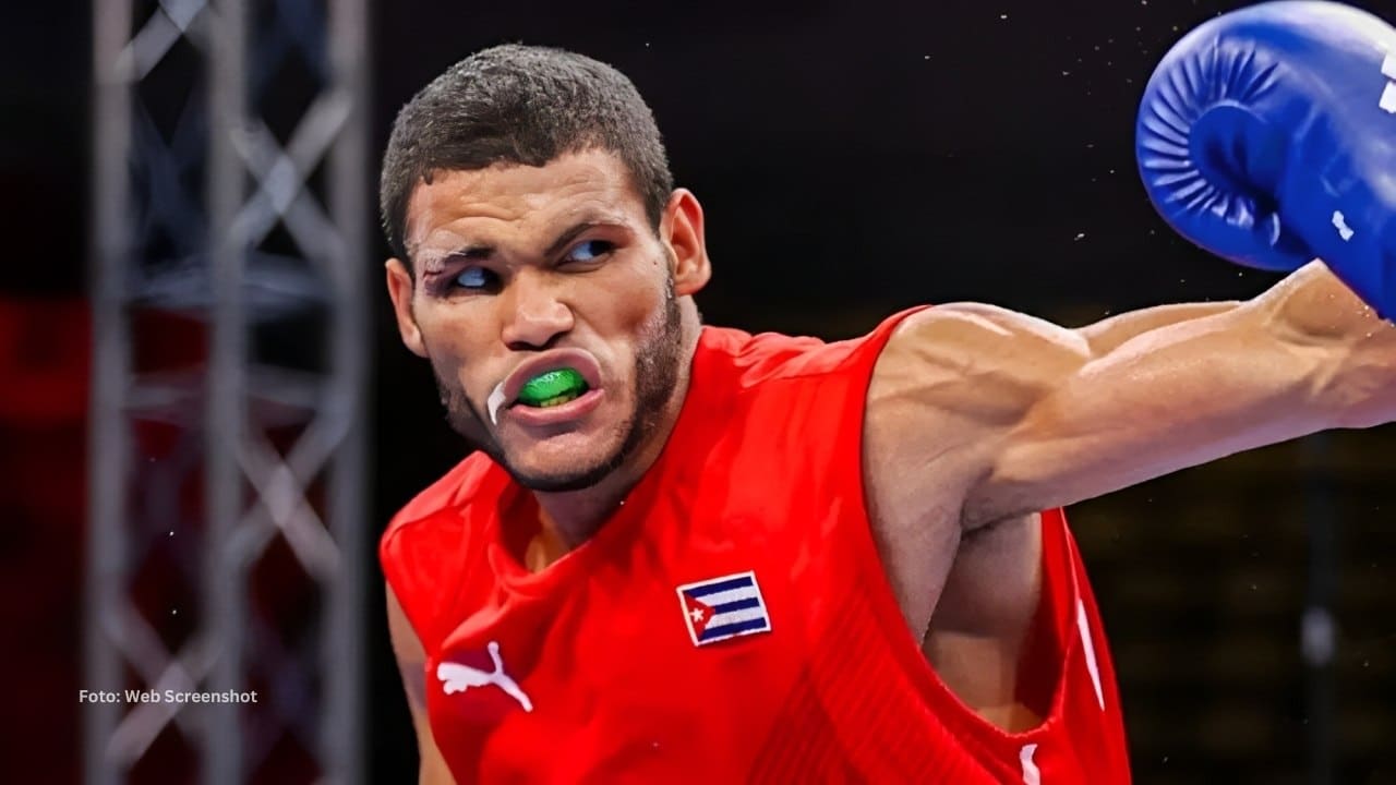 Erislandy Álvarez boxeando