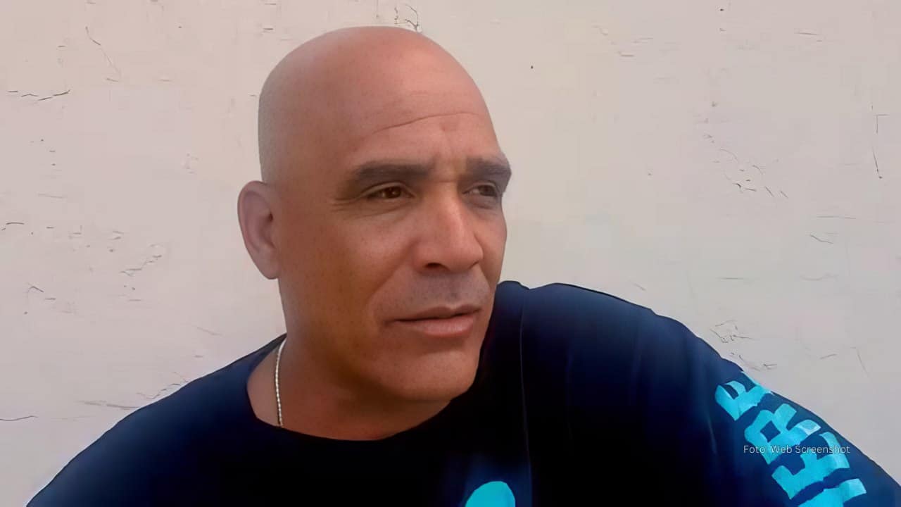 Lazaro Vargas en entrevista