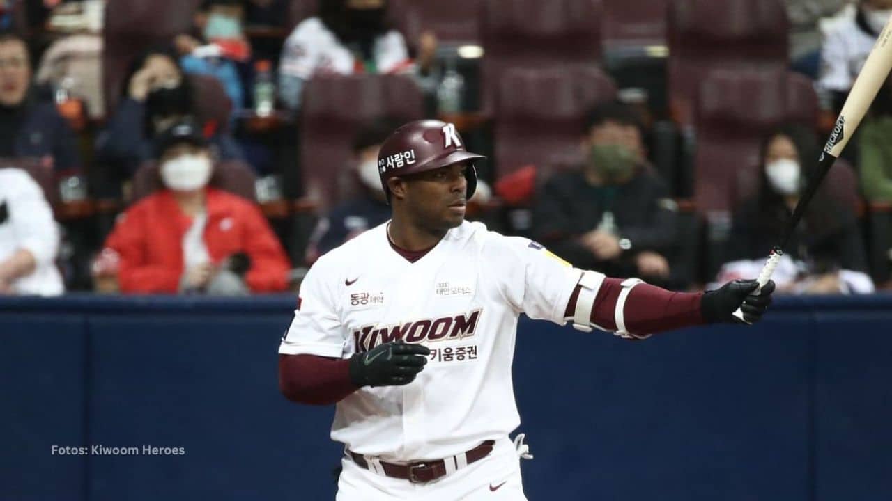 Lesión de Yasiel Puig enciende alarmas en Kiwoom Heroes KBO