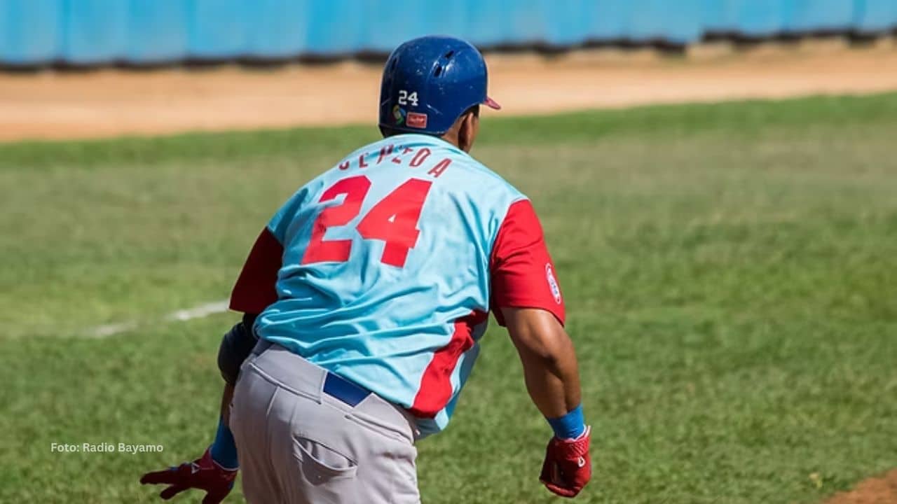 Frederich Cepeda encabeza las bases por bolas con 23, igualado con Guibert en la III Liga Élite del beisbol cubano.