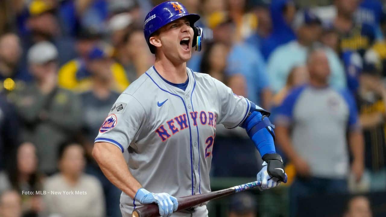 Pete Alonso, de New York Mets, se convirtió en el sexto jugador con tres hits de 113+ MPH en un juego según Statcast (2015).