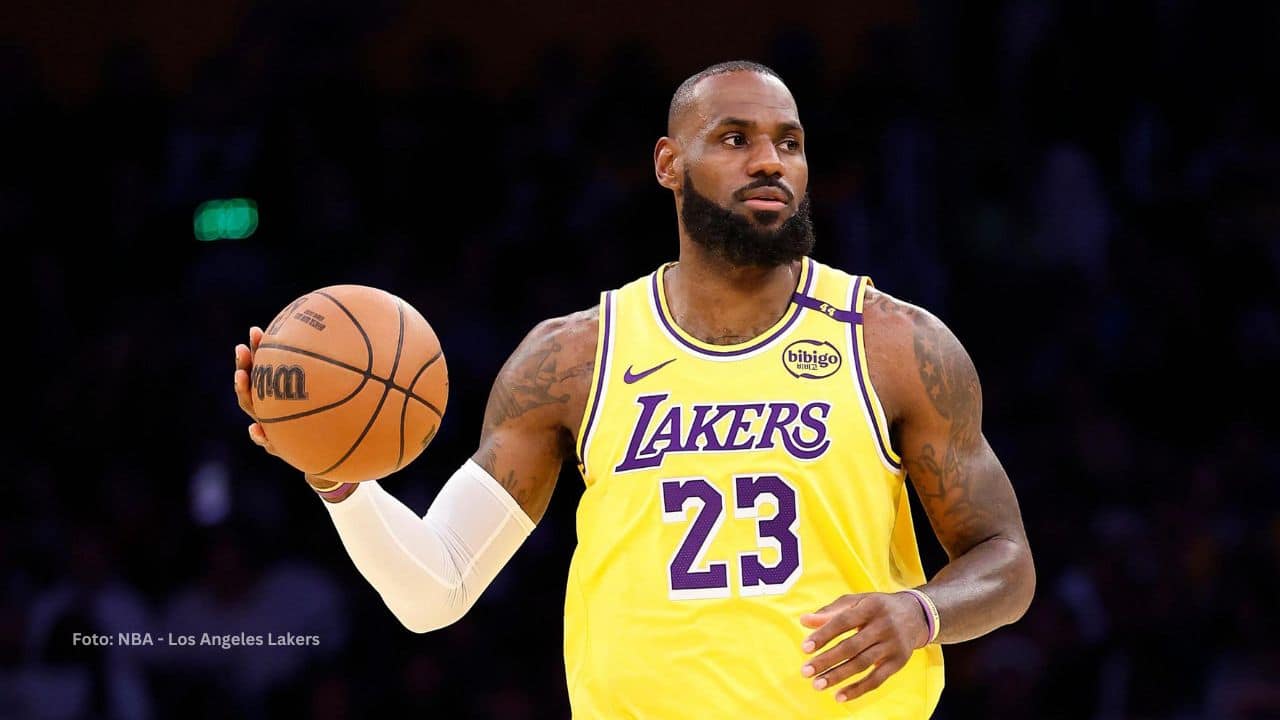 LeBron James con Los Angeles Lakers. Michael Jordan