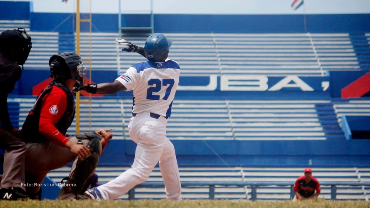 Santiago vapulea a Industriales, Ciego dio KO a Granma. Resumen Liga Élite beisbol cubano