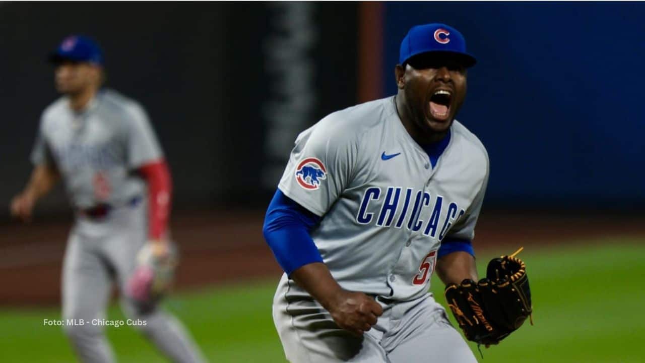 Héctor Neris antes de firmar con Los Angeles Angels