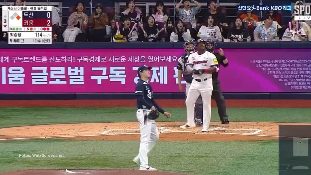 Yasiel Puig respondió con el madero ante cambio en el orden ofensivo de Kiwoom Heroes.