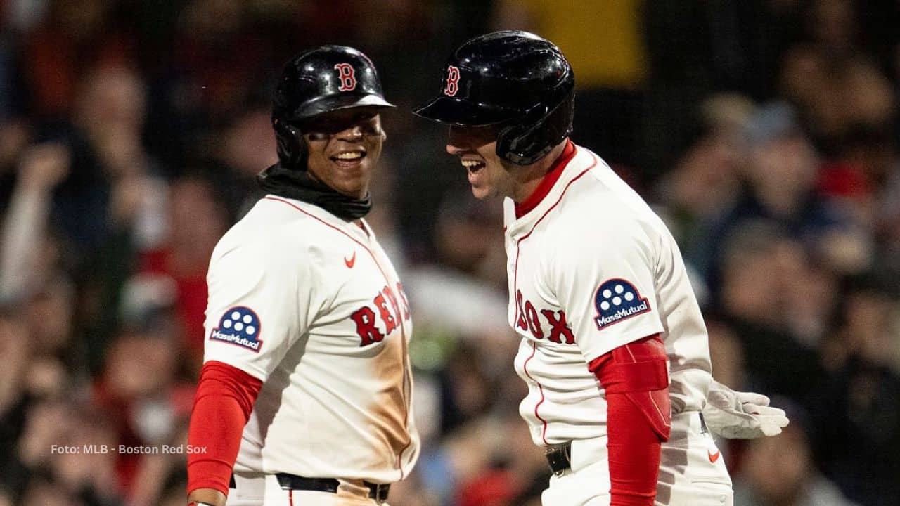 Boston Red Sox barre a Cardinals, Alex Bregman y Devers inmensos