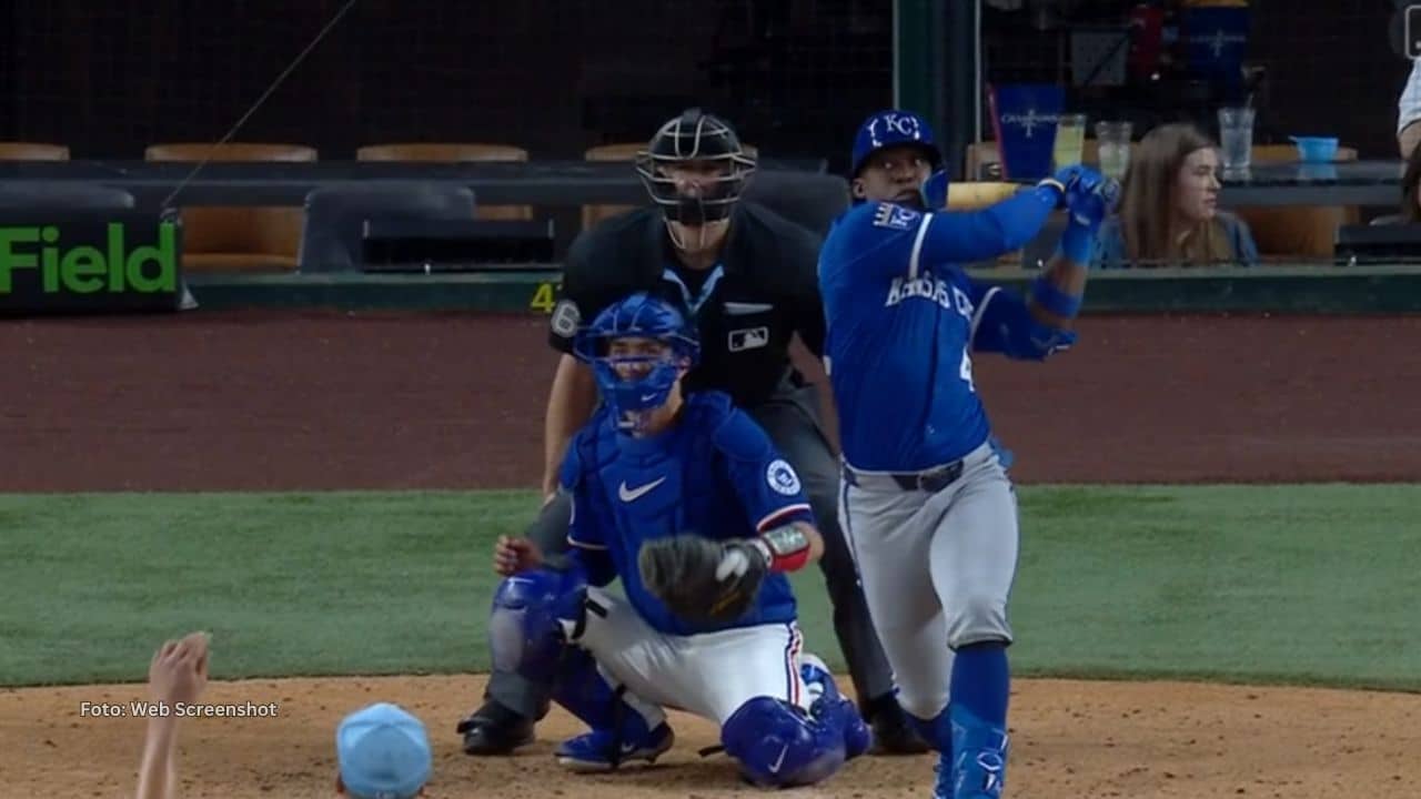 El pasado curso, Dairon Blanco quedó empatado en bases robadas con la estrella de Kansas, Bobby Witt Jr.