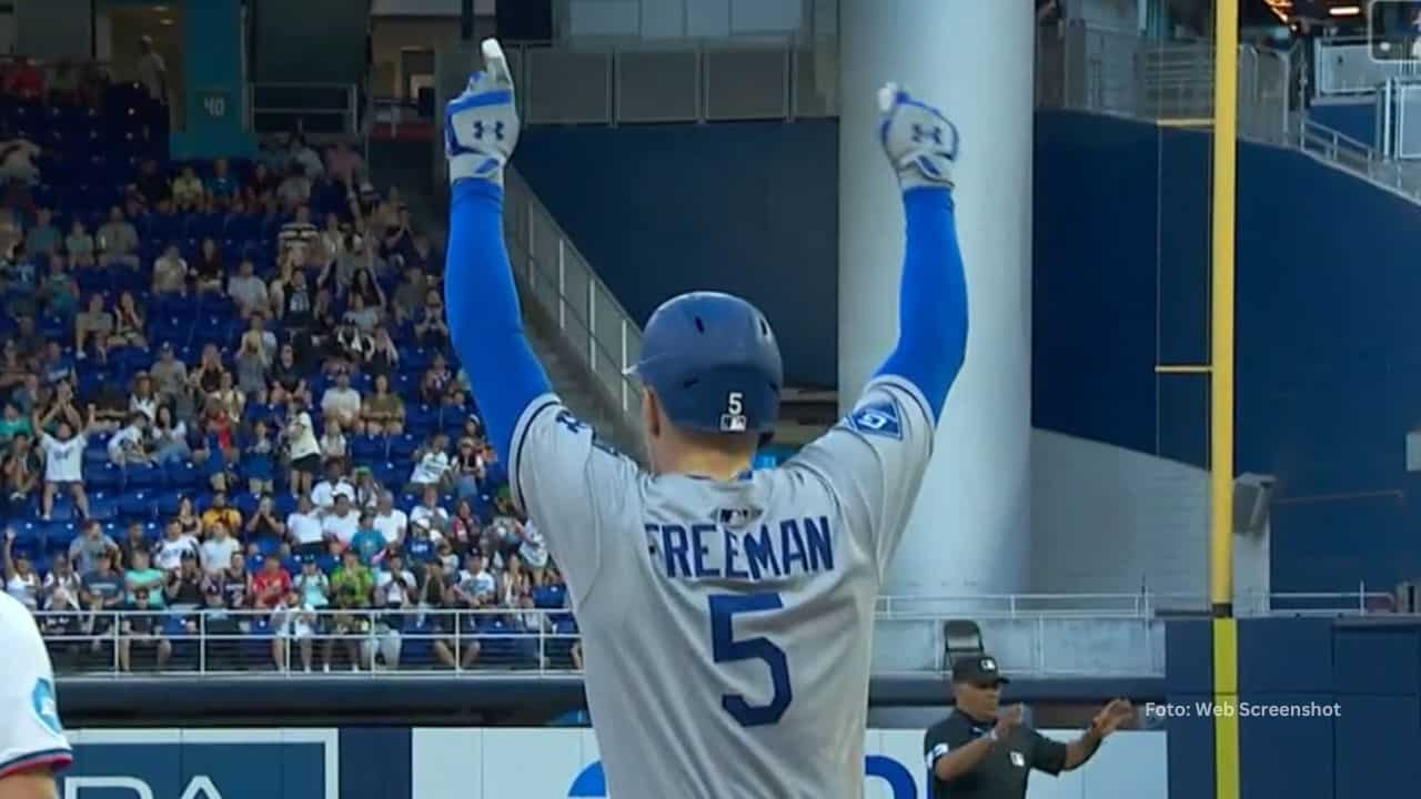 Los Angeles Dodgers demostraron todo su poder ofensivo para apalear a la novena de Miami Marlins.