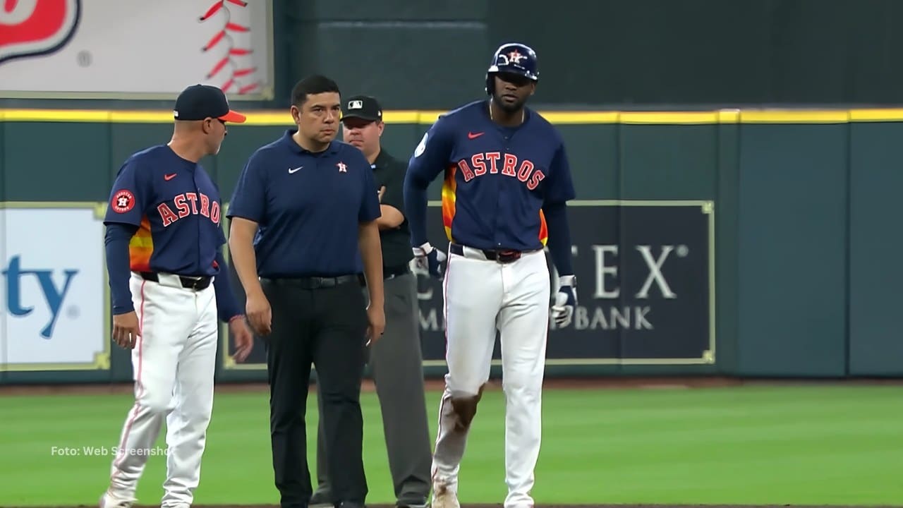 Yordan Alvarez con molestias en juego de Houston Astros