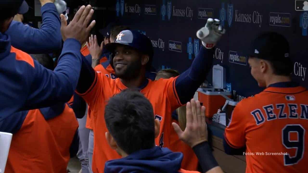 Yordan Alvarez con Houston Astros